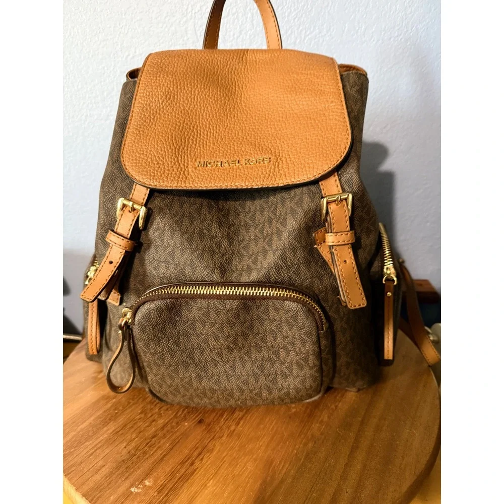 Michael Kors Abbey Cargo Backpack Womens Large Brown NWOTMonogram Leather Trim